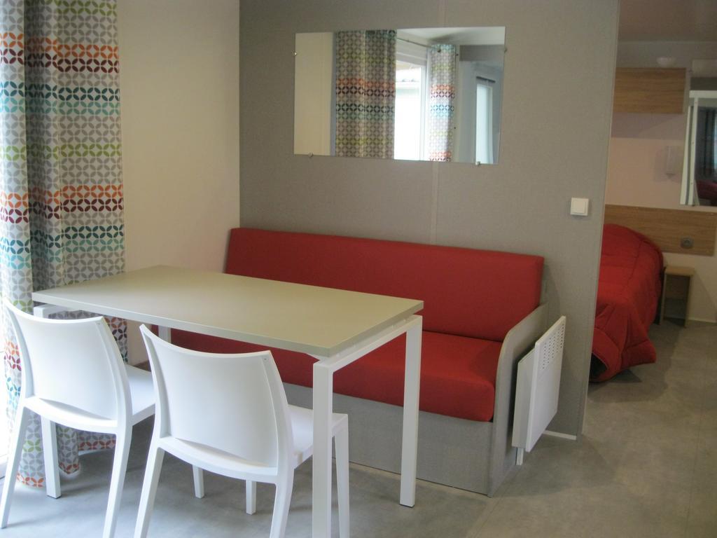 Camping Le Rebau Montblanc Exterior foto