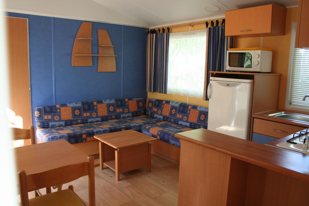 Camping Le Rebau Montblanc Exterior foto
